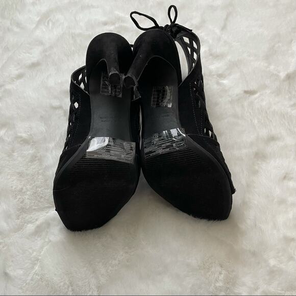 Forever21 Laser Cut Perforated Heels Size 8 - Picture 4 of 7
